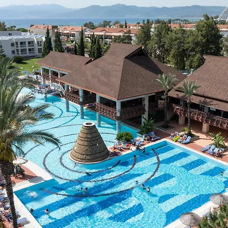 Aqua Fantasy Aquapark Hotel & Spa-3
